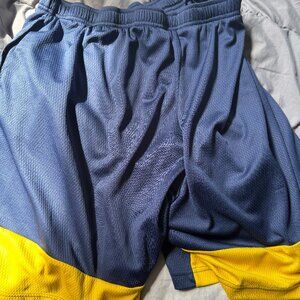 Nike Milwaukee Brewers Drifit Shorts - Size XL